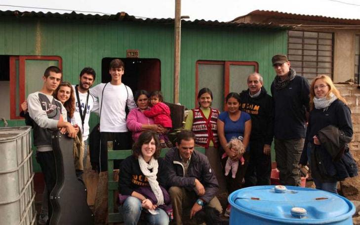 La UCAM realiza labores de cooperación y voluntariado en Perú
