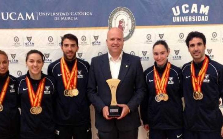 Pleno de oro para la UCAM en el CEU de bádminton