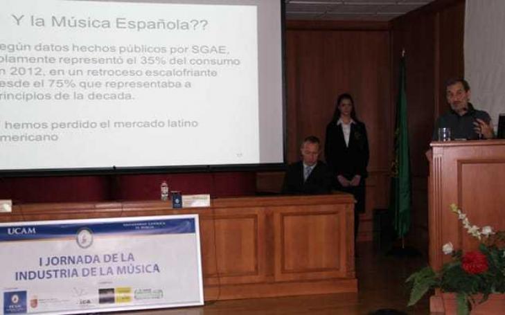 "La llegada de internet significó la abolición de la propiedad"