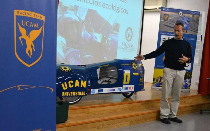 El UCAM Racing Team deslumbra a los más jóvenes