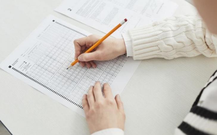 Cómo estudiar la EBAU 2024 y los exámenes finales sin perder horas de sueño