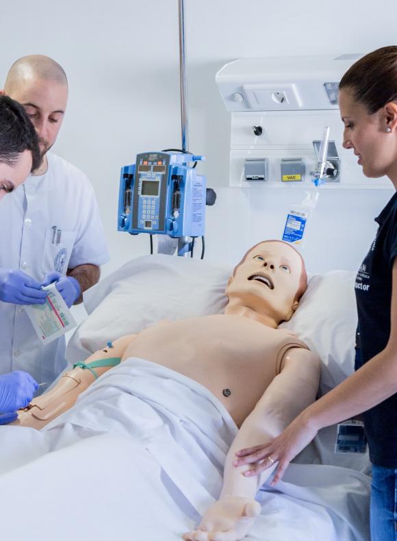 Prácticas en la Sala de Simulación de Hospital