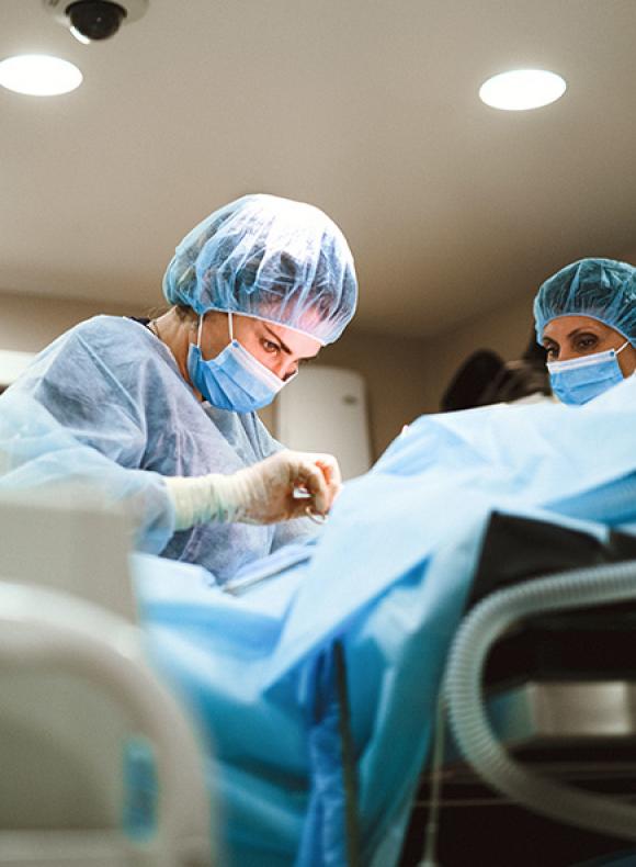  Curso Superior Universitario en Técnicas de Cirugía Ortopédica y Traumatología