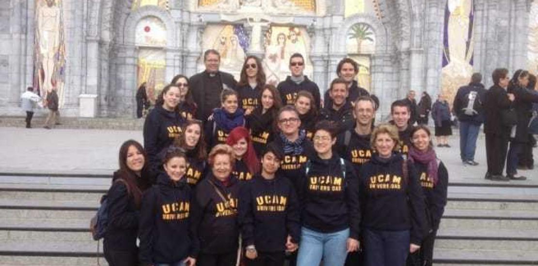 Estudiantes y personal de la UCAM peregrinan a Lourdes