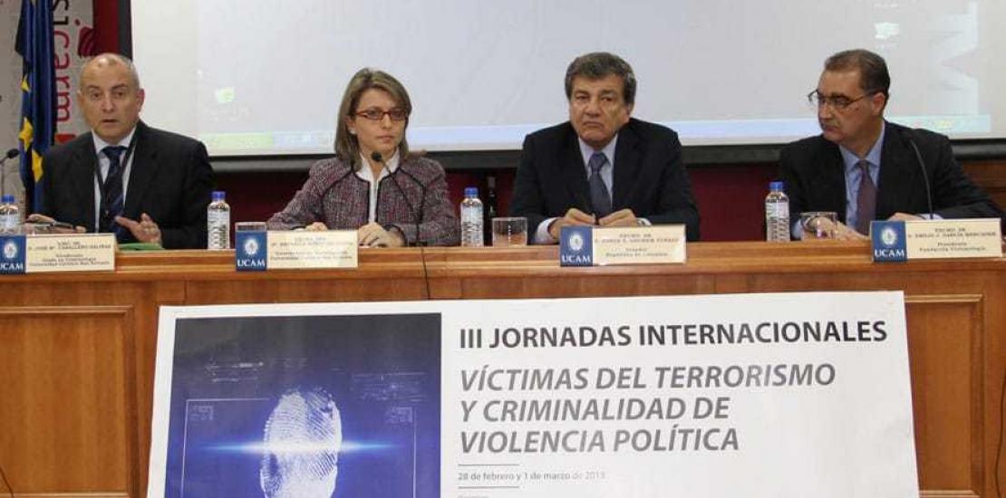 “Nuestra responsabilidad como víctima es la de recordar la barbarie”