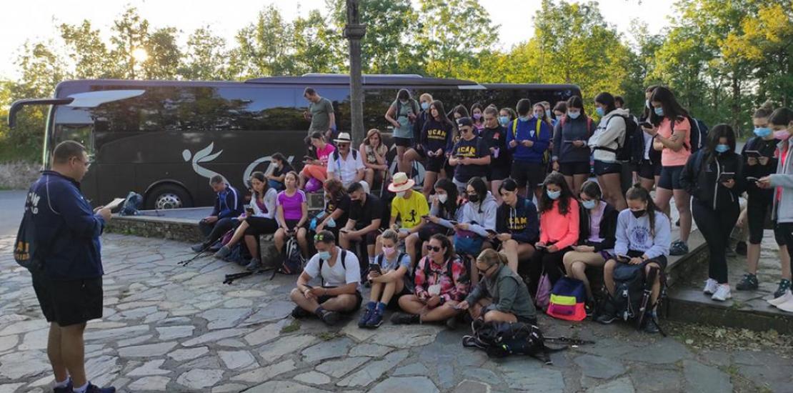 Peregrinación a Santiago de Compostela que están realizando estudiantes y profesores de la UCAM