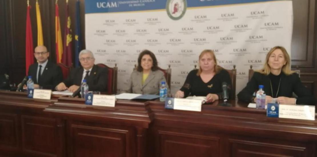 Expertos de 17 países se unen a la nueva red de Enfermería y Salud Escolar.