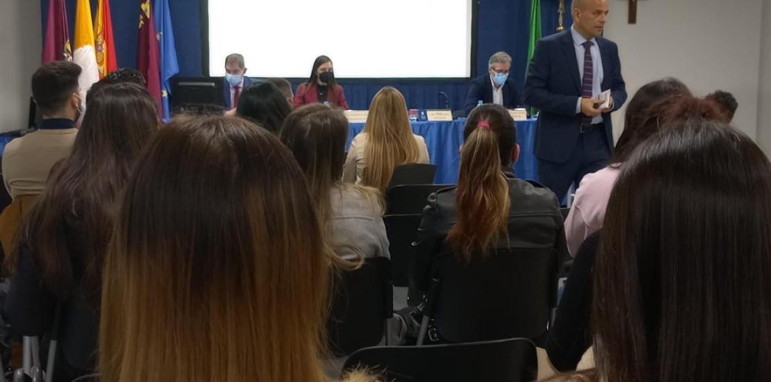 Expertos en el sector expusieron las nuevas tendencias a los alumnos de Criminología