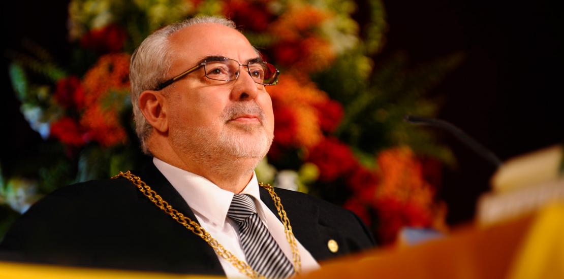 D. José Luis Mendoza