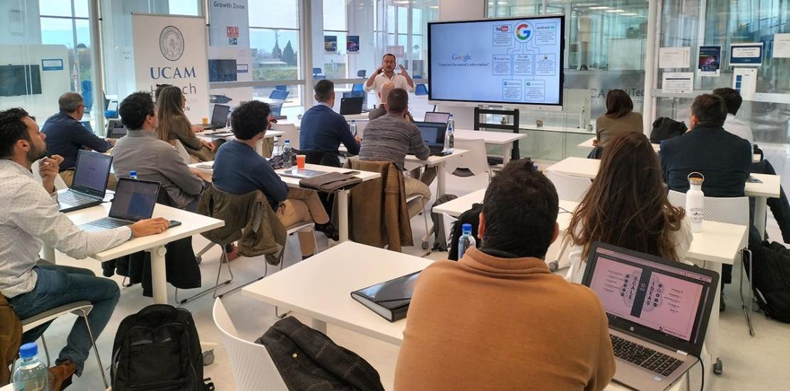 25 startups de toda España consolidan sus proyectos en el Bootcamp UCAM Flow HiTech