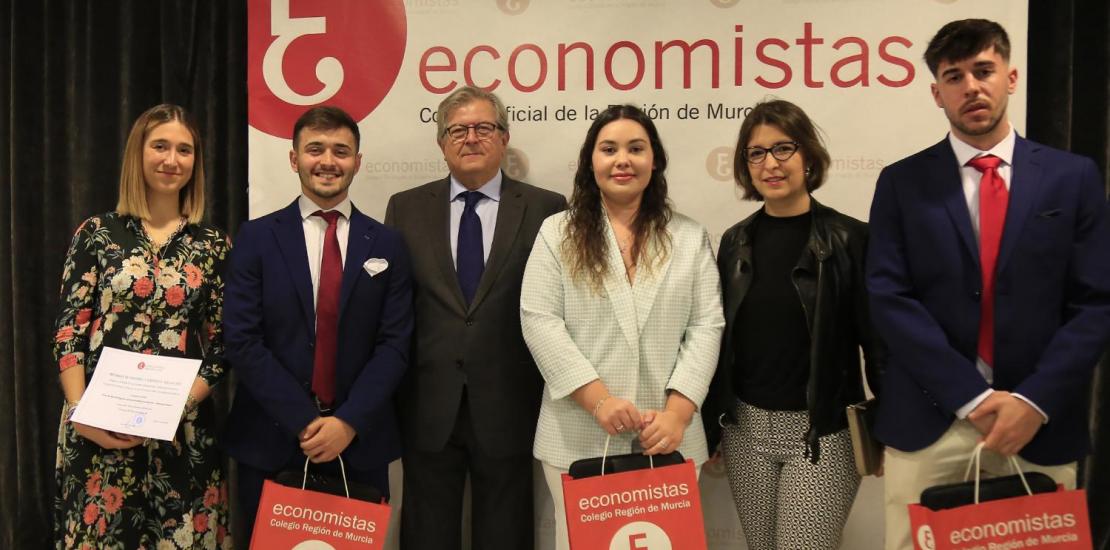 Cuatro alumnos de la UCAM, premiados por el Colegio de Economistas de la Región de Murcia