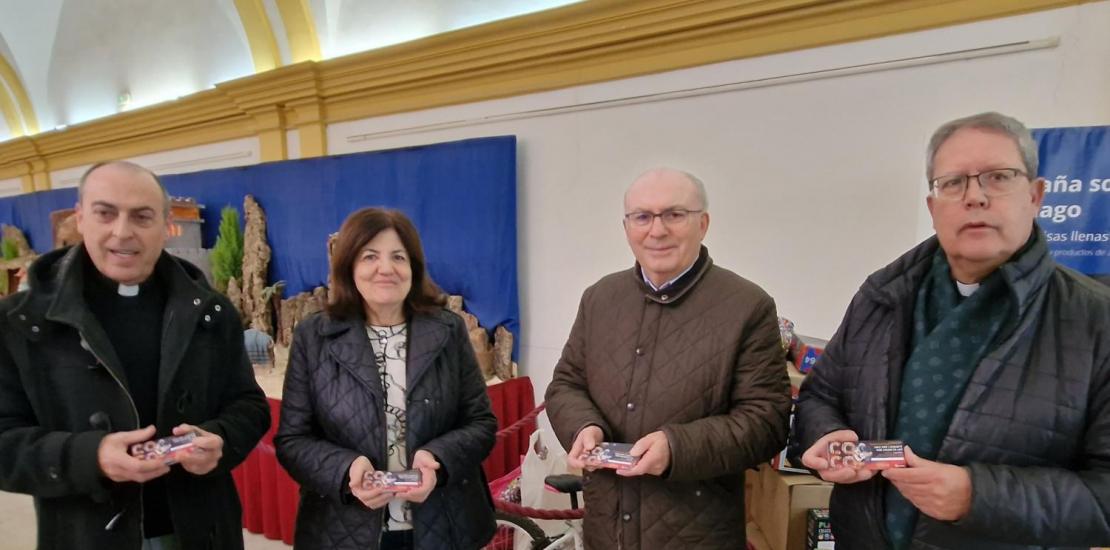 Entrega donación de &#039;COCO&#039; a Cáritas