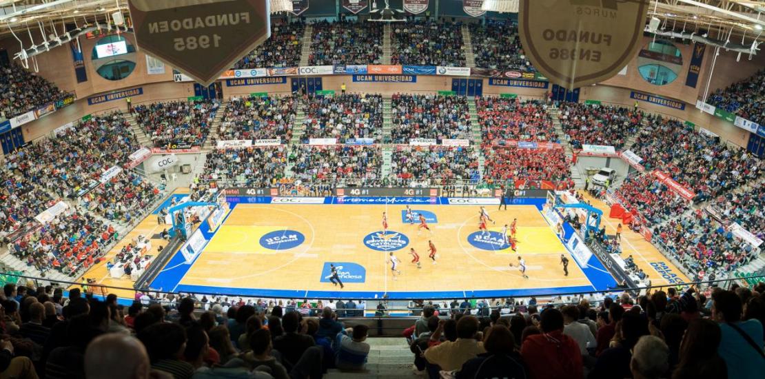 Partido del UCAM Murcia CB contra el Unicaja en el Palacio de Los Deportes de Murcia.