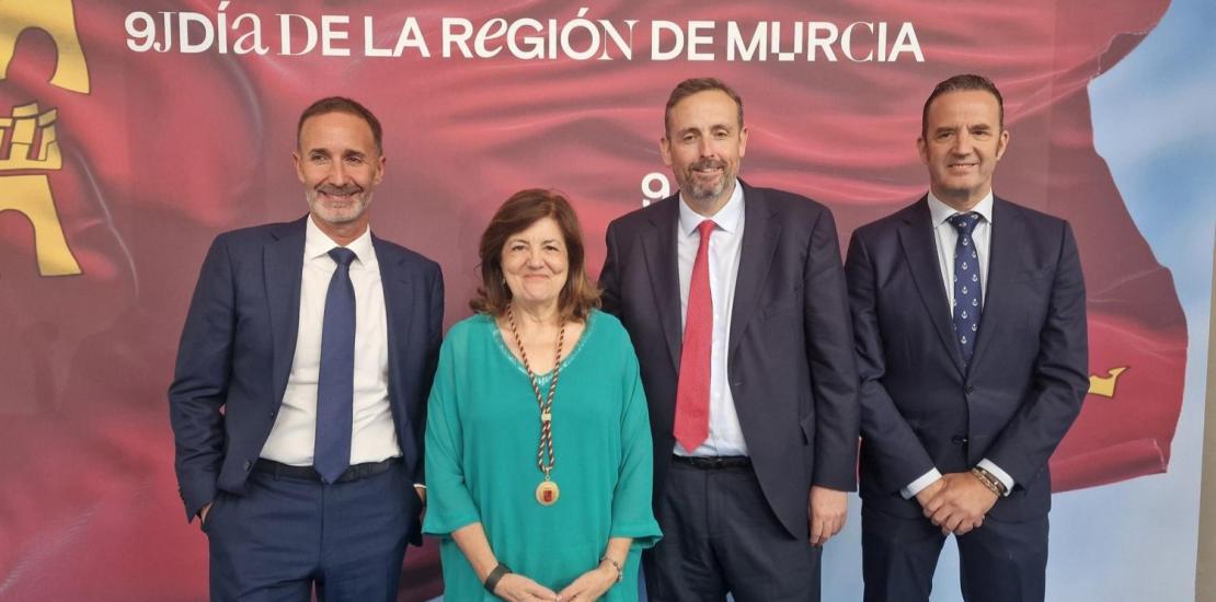 Medalla de oro región de Murcia UCAM Murcia CB