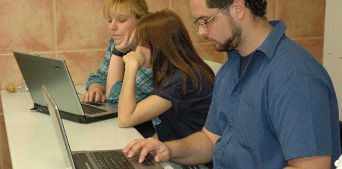 Expertos disertan en la UCAM sobre Redes Sociales e Identidad en la Web