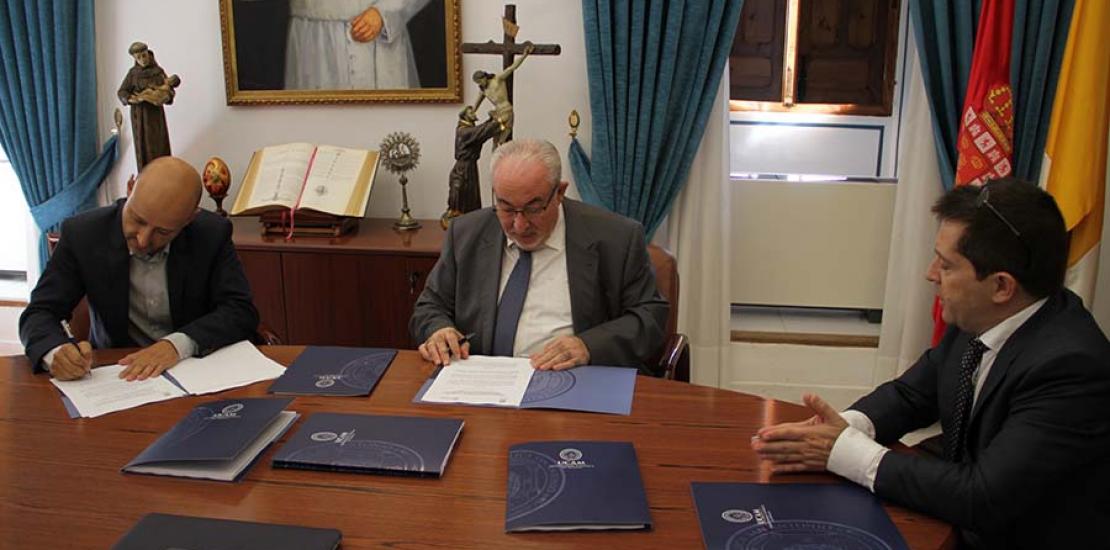 La UCAM amplía su oferta formativa online 