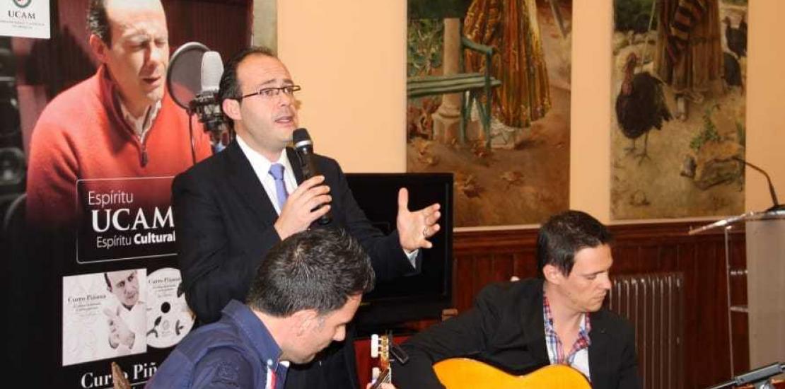 Curro Piñana presenta el disco ‘El alma lastimada y otros poemas’