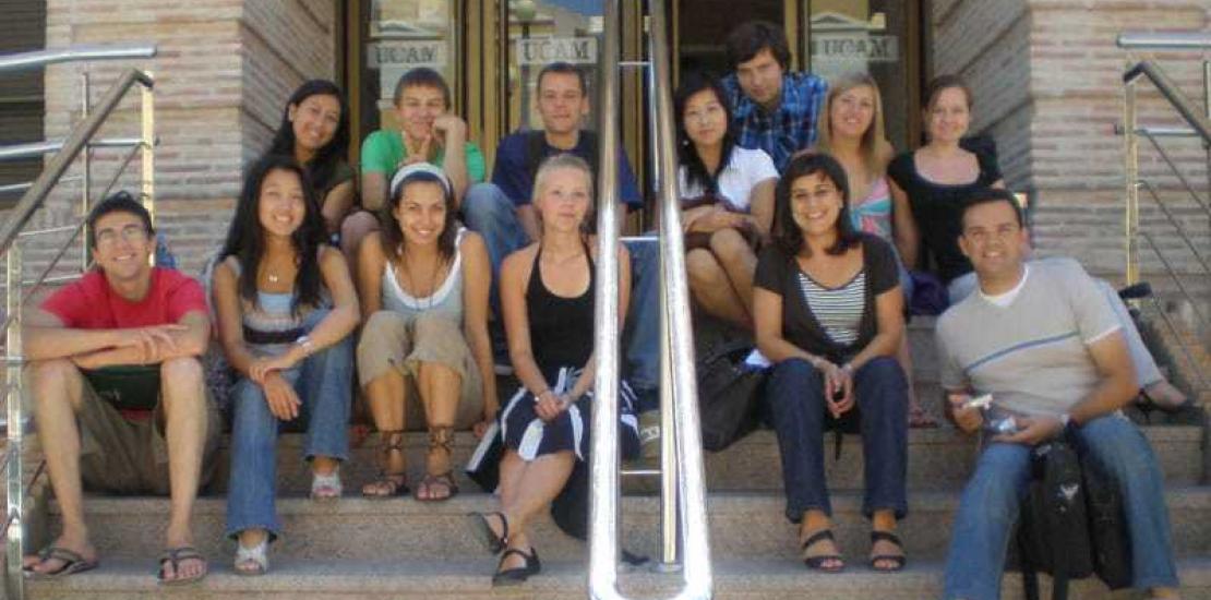 Cursos prácticos de inglés y español