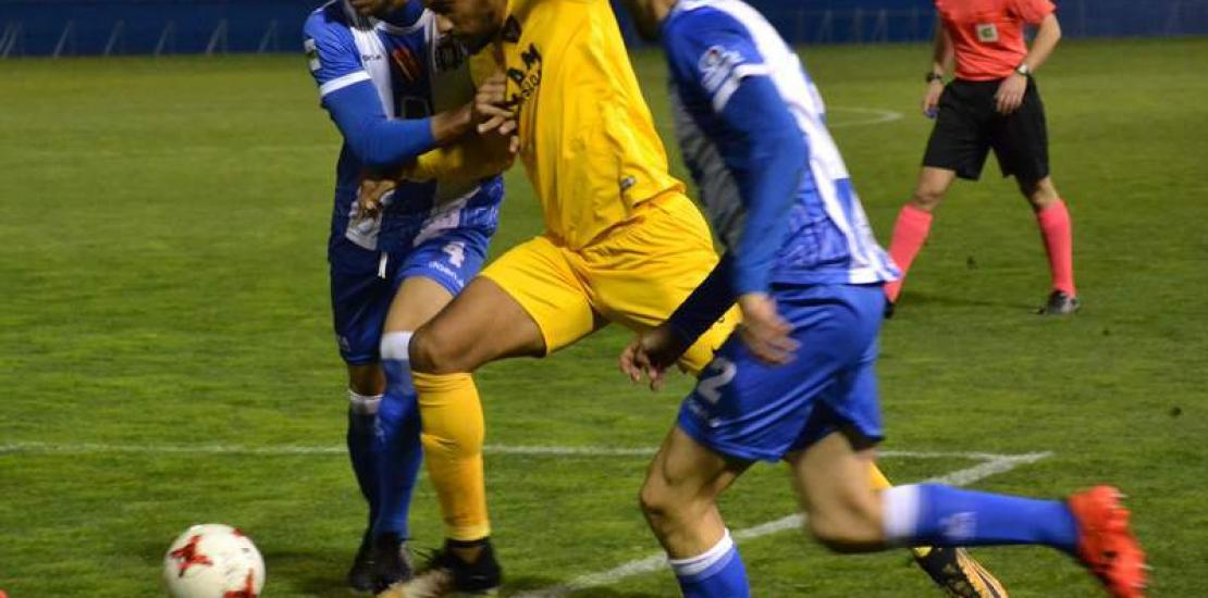 El Lorca Deportiva vence a los universitarios  (1-0)