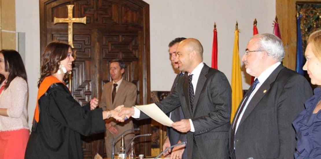 El secretario de Estado de Comercio apadrina a la última promoción de licenciados en ADE de la UCAM