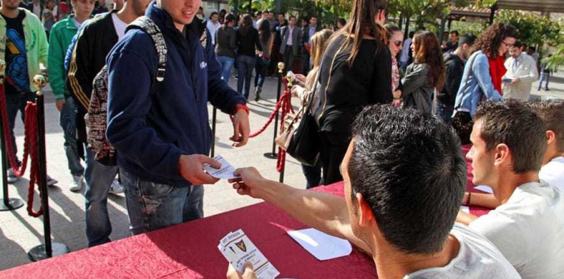 El Universidad Católica de Murcia C.F. se acerca a los estudiantes