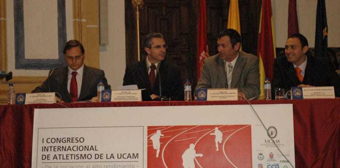 Expertos debaten en la UCAM sobre el alto rendimiento en atletismo