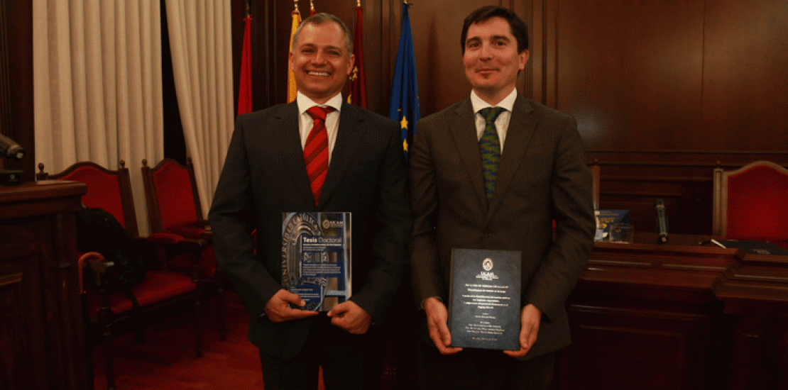 Primeras exposiciones de tesis doctorales en Odontología 