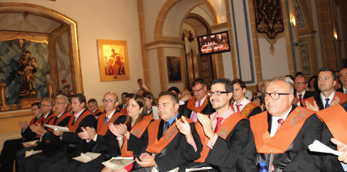 Los estudiantes del Máster en Ingeniería Ambiental y en Ingeniería de Caminos reciben sus becas