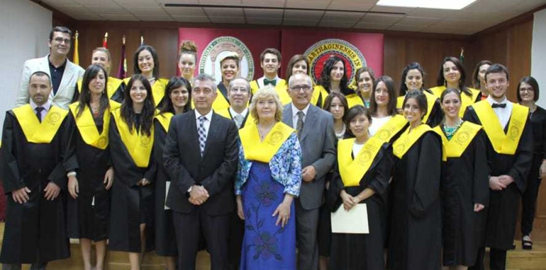  La II promoción de estudiantes del Máster en Geriatría y Gerontología de la UCAM recibe sus diplomas