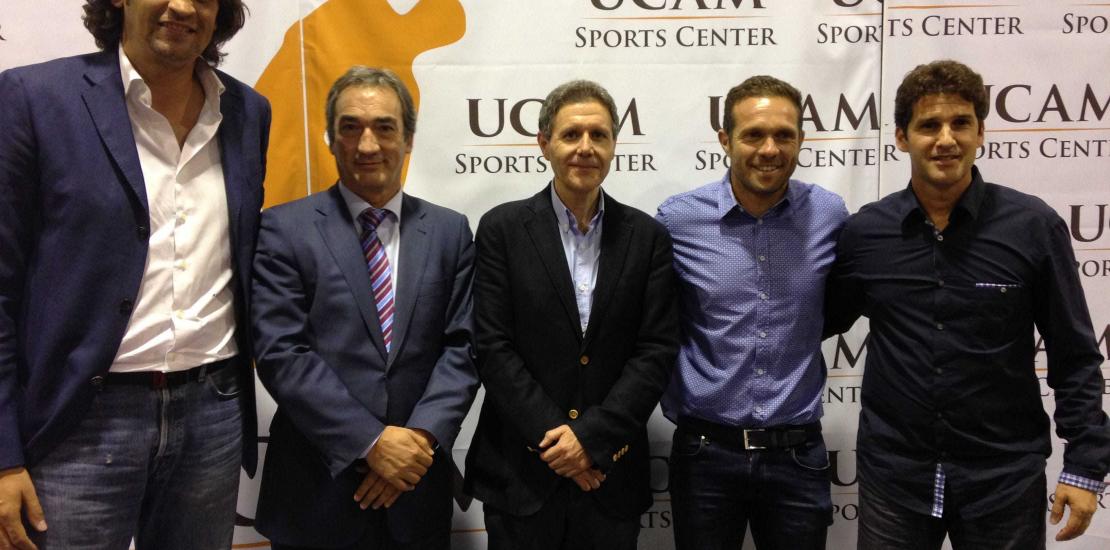 Javier Lozano: &quot;El entrenador elige al capitán pero el equipo elige al líder&quot;