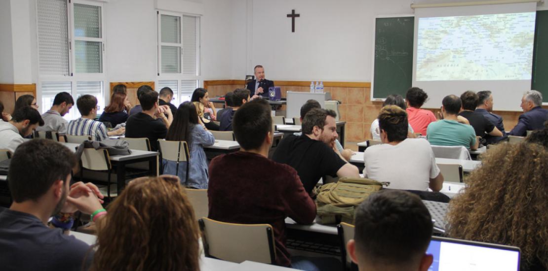 “Existen muchas amenazas para España, todas recogidas en la Estrategia de Seguridad Nacional, pero la principal y fundamental es el terrorismo”