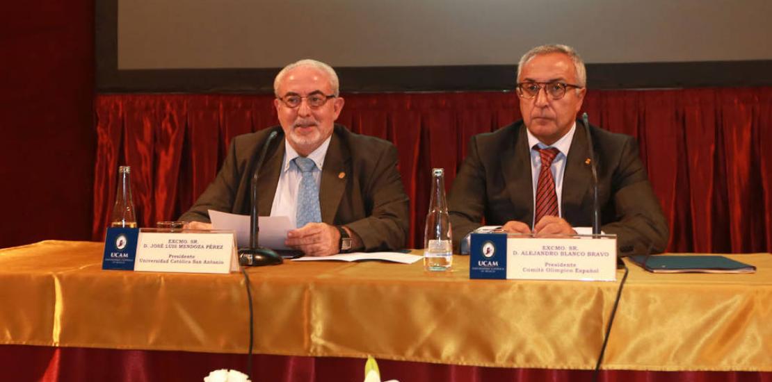 José Luis Mendoza, representante de los clubes ante el COE