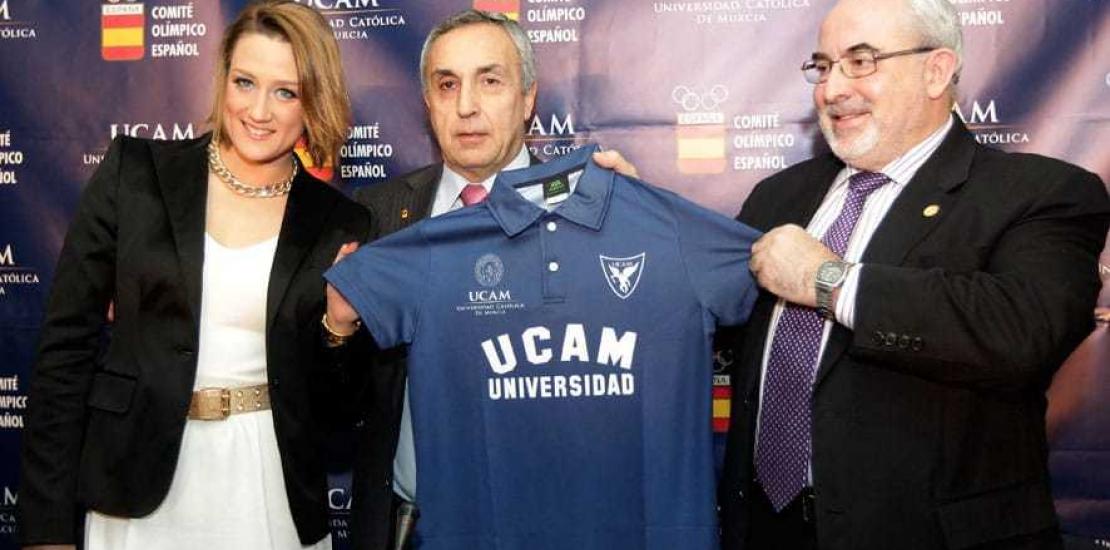 La nadadora Mireia Belmonte ficha por la UCAM Universidad Católica de Murcia