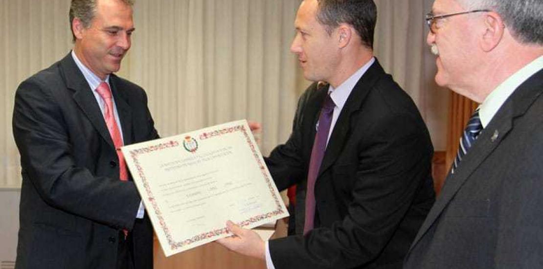 La UCAM entrega los diplomas a la primera promoción de Graduados en Telecomunicación de España