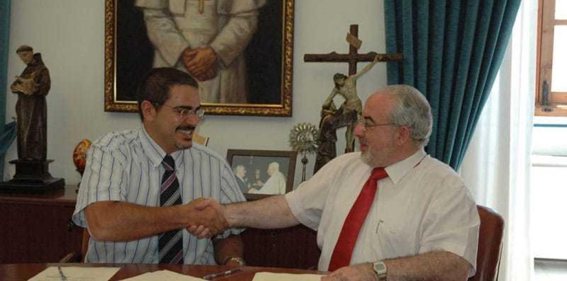 La UCAM firma un convenio con el Colegio de Aparejadores y Arquitectos Técnicos