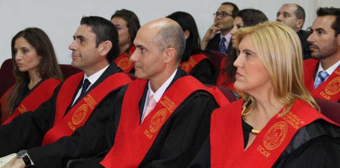 Graduación de la primera promoción de estudiantes del Máster en Prevención de Riesgos Laborales de la Universidad