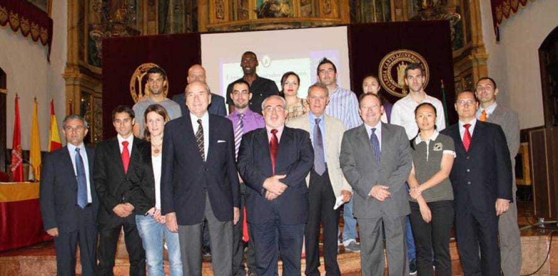 La UCAM homenajea a sus deportistas olímpicos
