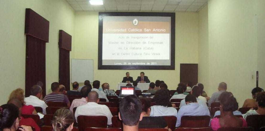 La UCAM inicia su actividad en Cuba con dos sedes