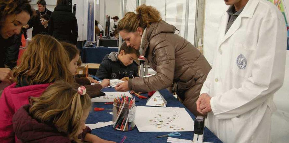 Dinámica participación de la UCAM en la Semana de la Ciencia y la Tecnología 2012