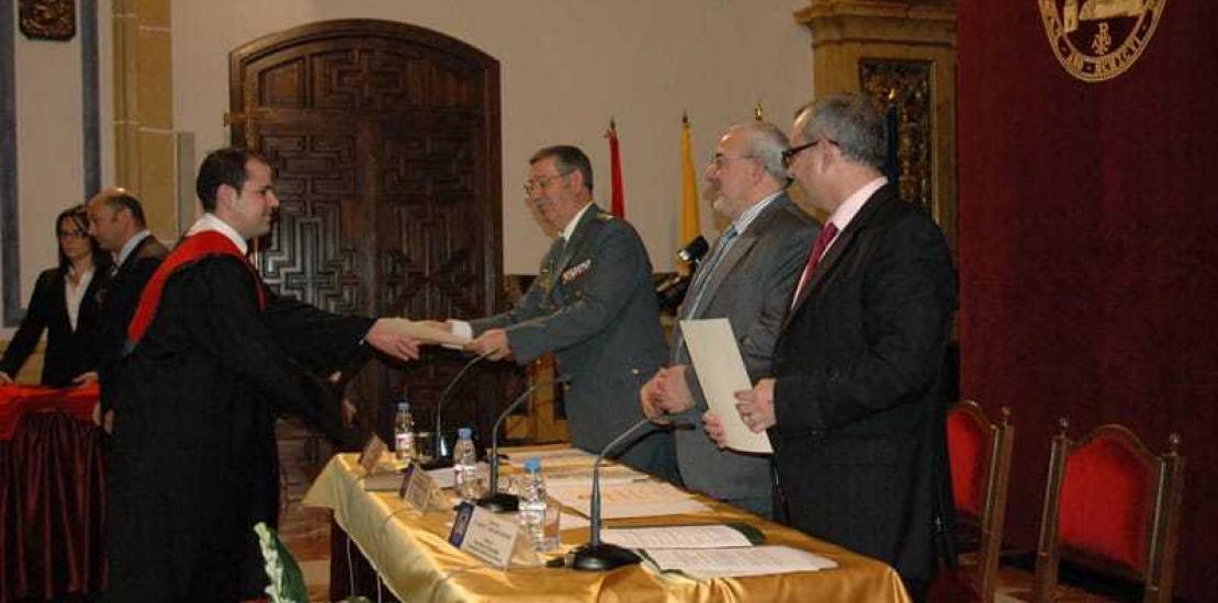 Los criminólogos de la UCAM reciben sus becas y diplomas