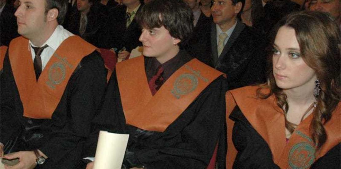 Los nuevos ingenieros de la UCAM reciben sus Becas y Diplomas acreditativos