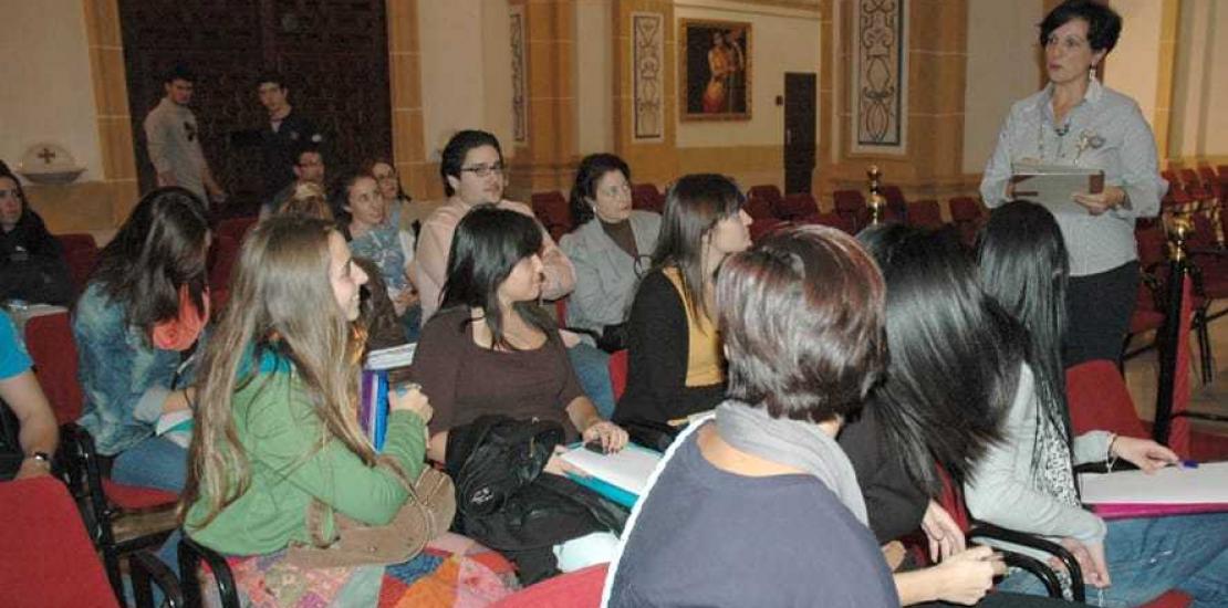 Más de 300 alumnos de la UCAM acompañarán a Benedicto XVI en Santiago de Compostela y Barcelona