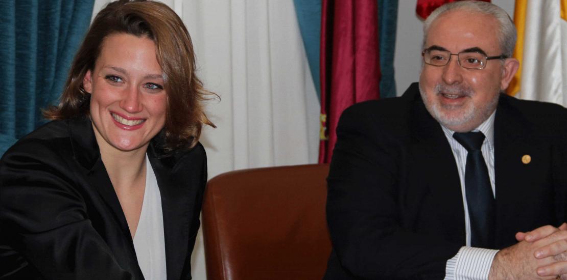 Mireia Belmonte: “Os animo a perseguir vuestros sueños”