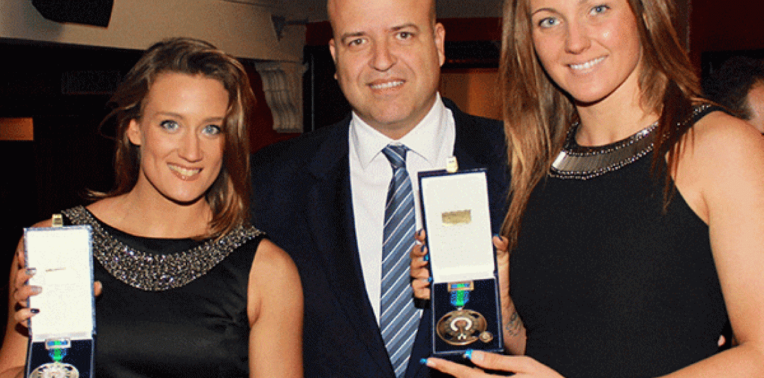 El Consejo Superior de Deportes premia a Mireia Belmonte y Melani Costa
