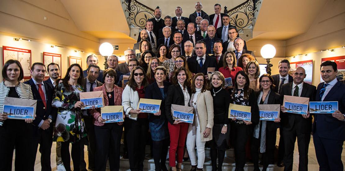 La I Edición de los Premios LídeR.ES homenajea a 60 líderes empresariales, sociales y políticos de la Región de Murcia