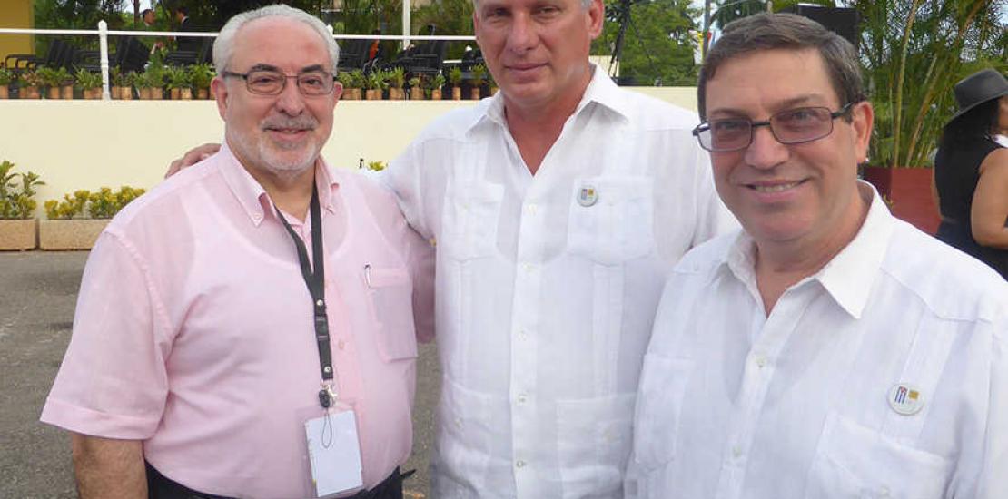 Ocho años ofreciendo formación en Cuba, ahora también en salud