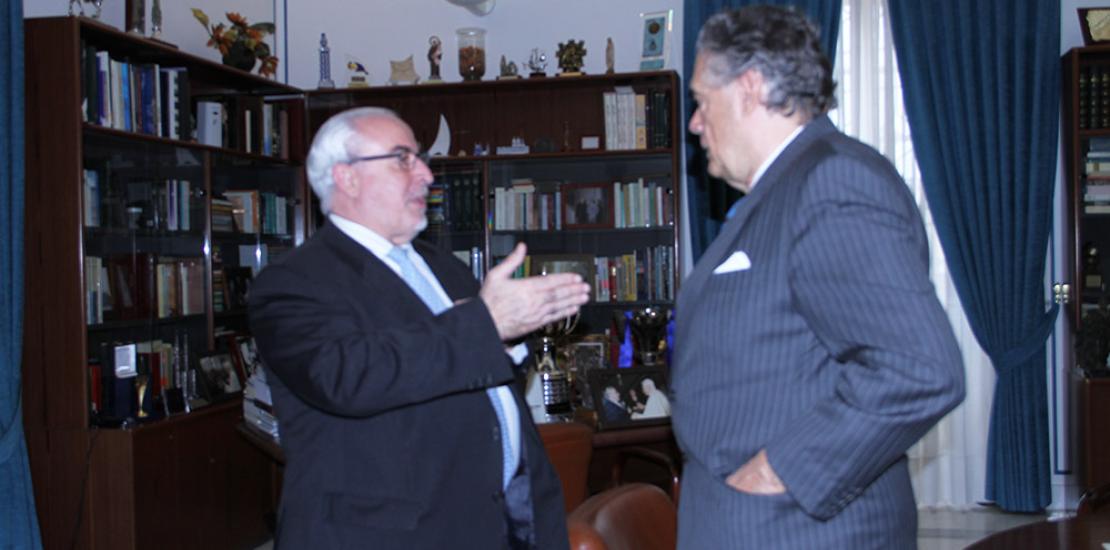 “Los contrapoderes en EEUU han equilibrado las decisiones de Trump”