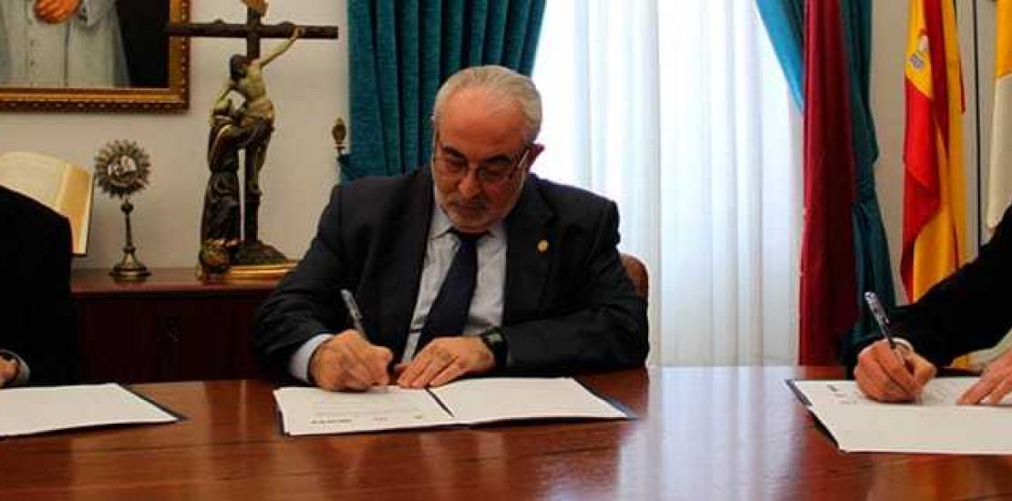 La UCAM aumenta la investigación y la formación en buceo de la mano de Scuba Schools International y Mares