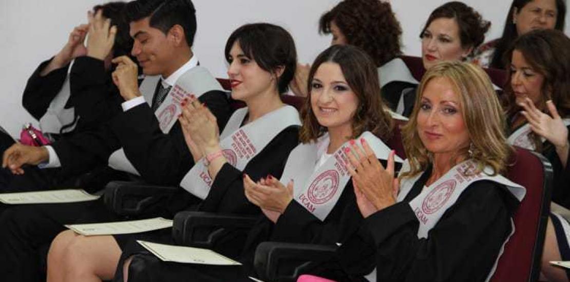 Nuevas promociones del Experto Universitario en Asesoría de Imagen y del Máster en Protocolo