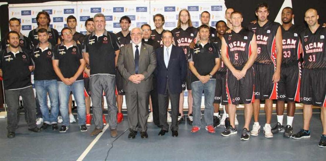 Puesta de largo del UCAM Murcia C.B. en la Universidad
